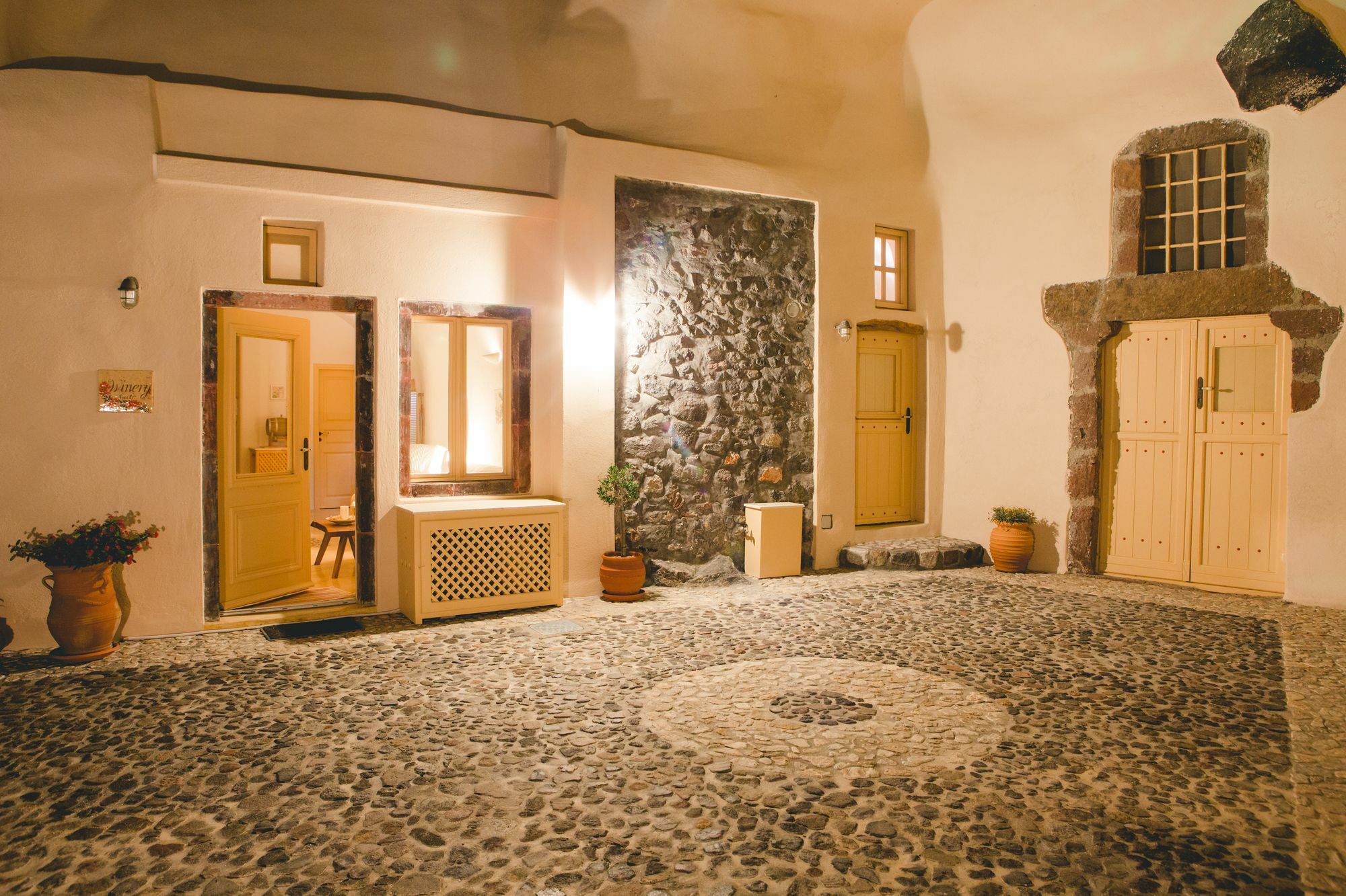 度假居 Flora's House & Cave Winery *